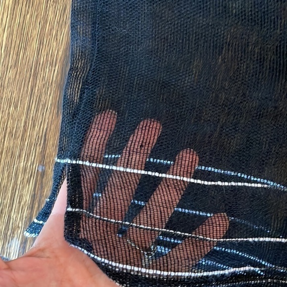 Eileen Fisher Black & White Illusion Mesh Top Organic Linen - Picture 7 of 10